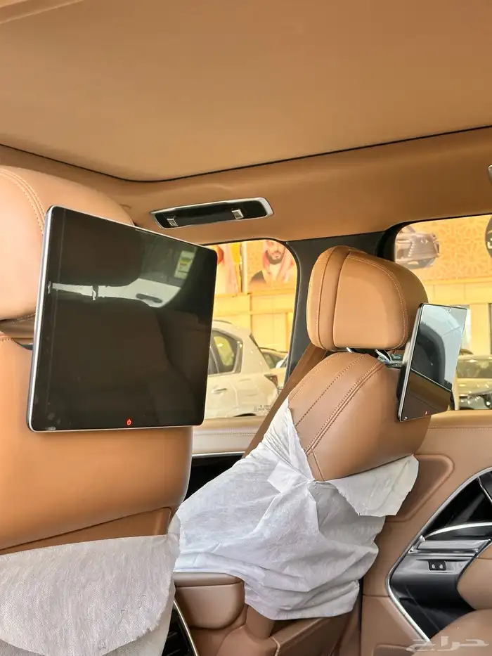 رنج روفر HSE2023 وارد قطر تحت الضمان اسود ماشي40.000 4