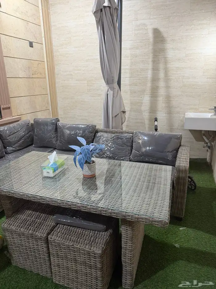 طاولة جلسة خارجية 1