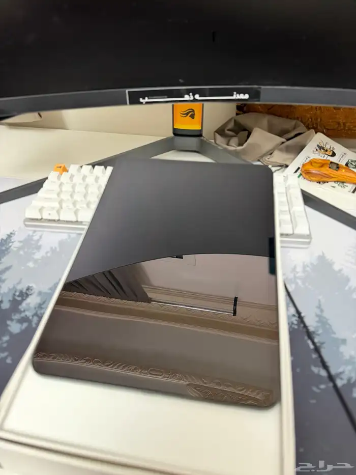 ايباد M4 برو 11 انش 4