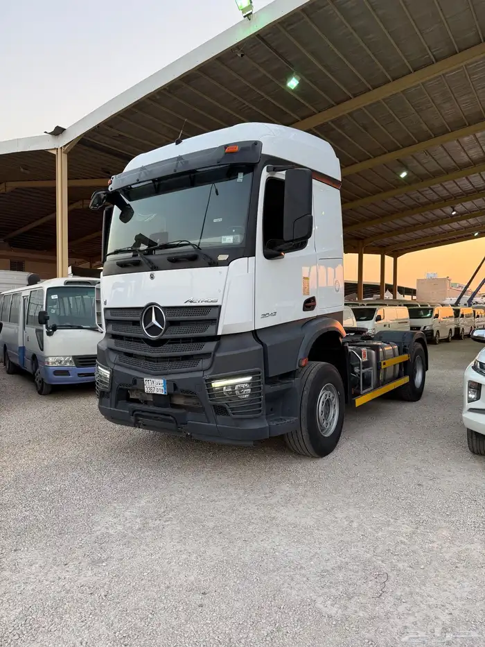 مرسيدس راس تريلة 2023 جفالي 0