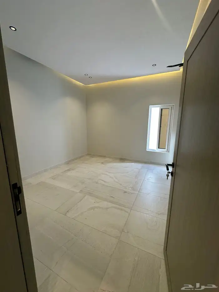 شقة ارضي مدخل سيارة خدمات واصله 670 الف فقط 7