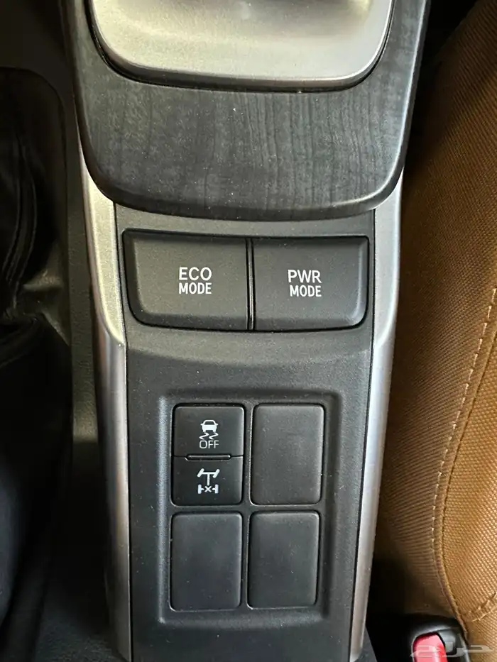 فورتشنر VX بنزين V6 العداد ( 7954 كيلو فقط ) موديل 2021 18