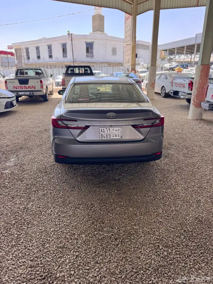 كامري 2025 LE تيتانيوم 5