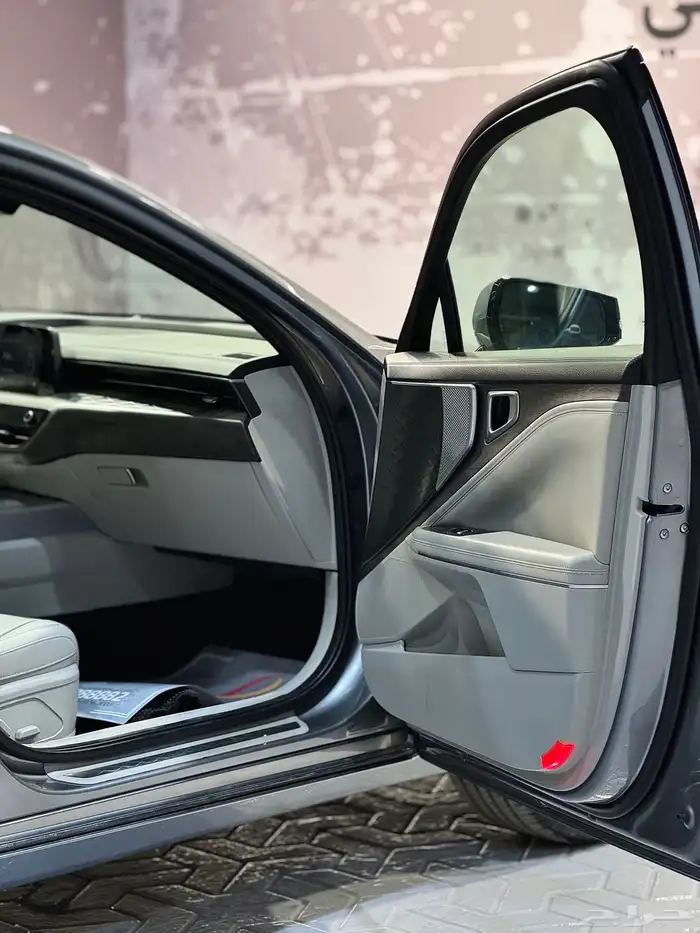 كيا k8 موديل 2022 16