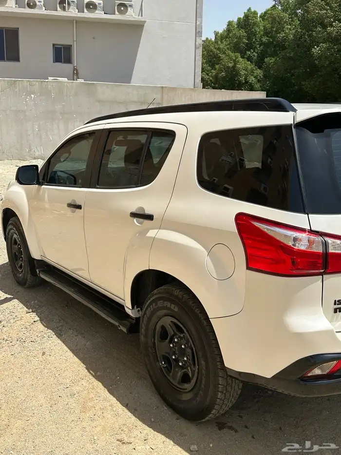 للبيع ايسوزو MUX موديل 2022 فل كامل دبل 6