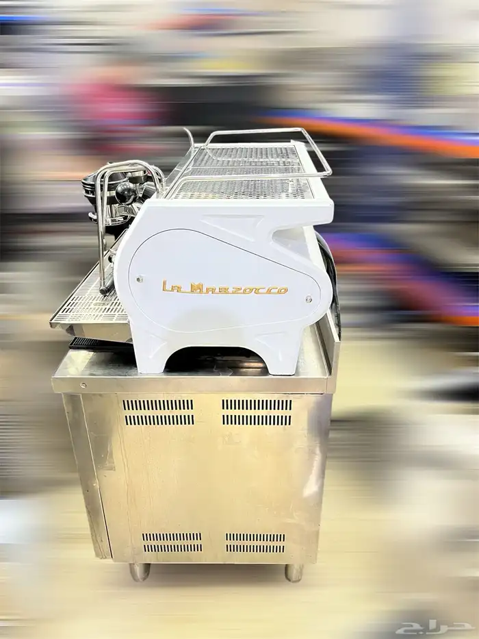 للبيع مكينه قهوه احترافية La Marzocco 0