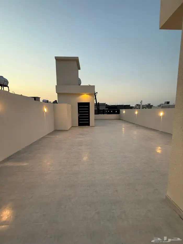 للبيع روف بملحق علوي دور تاني احد رفيده 750الف 25