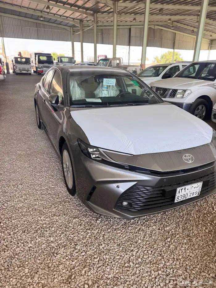 كامري 2025 LE تيتانيوم 0