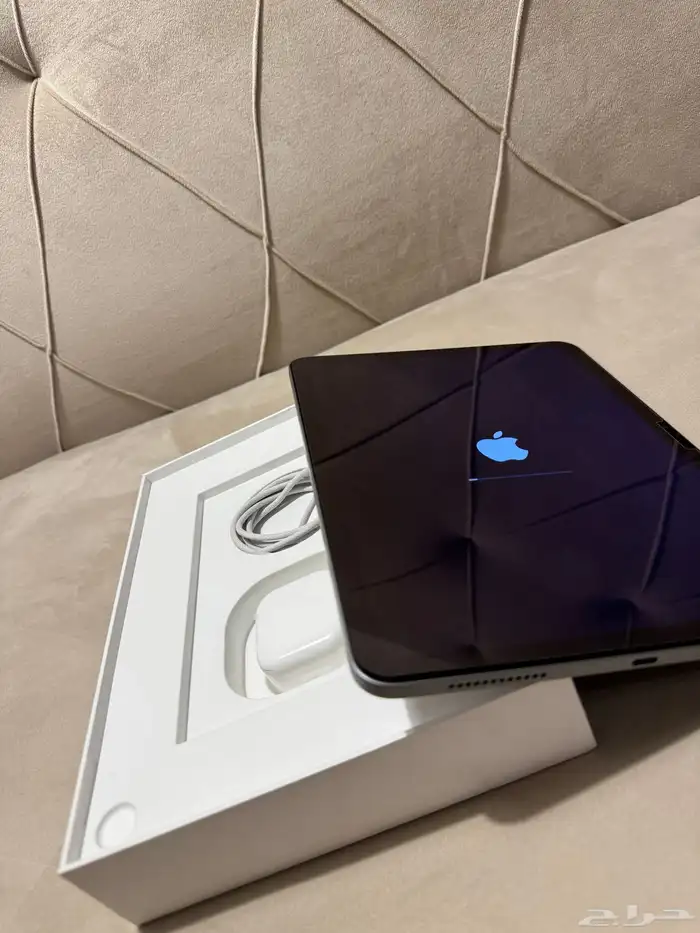 ايباد اير m3 اخر اصدار ذاكره 256 4