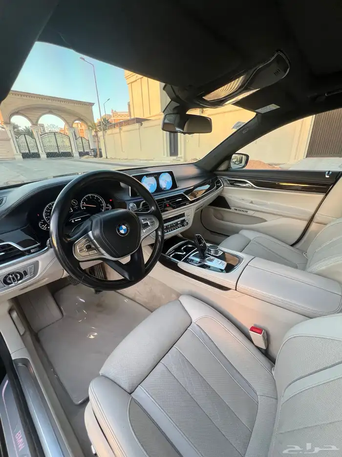 للبيع بي ام دبليو 740 موديل 2016 10