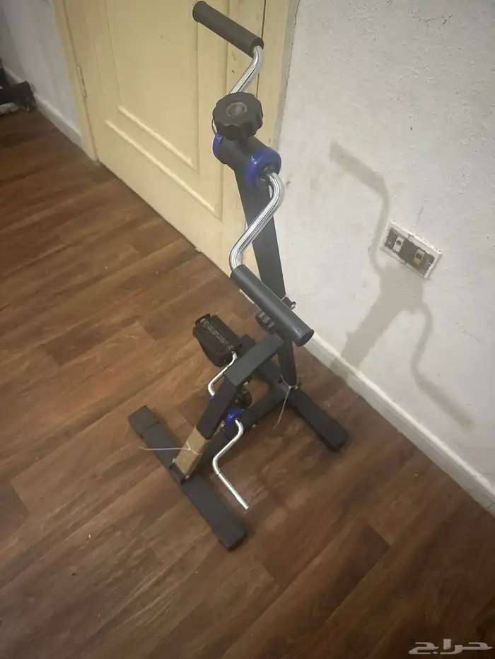 للبيع  جهاز تمارين اليدين والقدمين (جديد ونادر الاستخدام 1