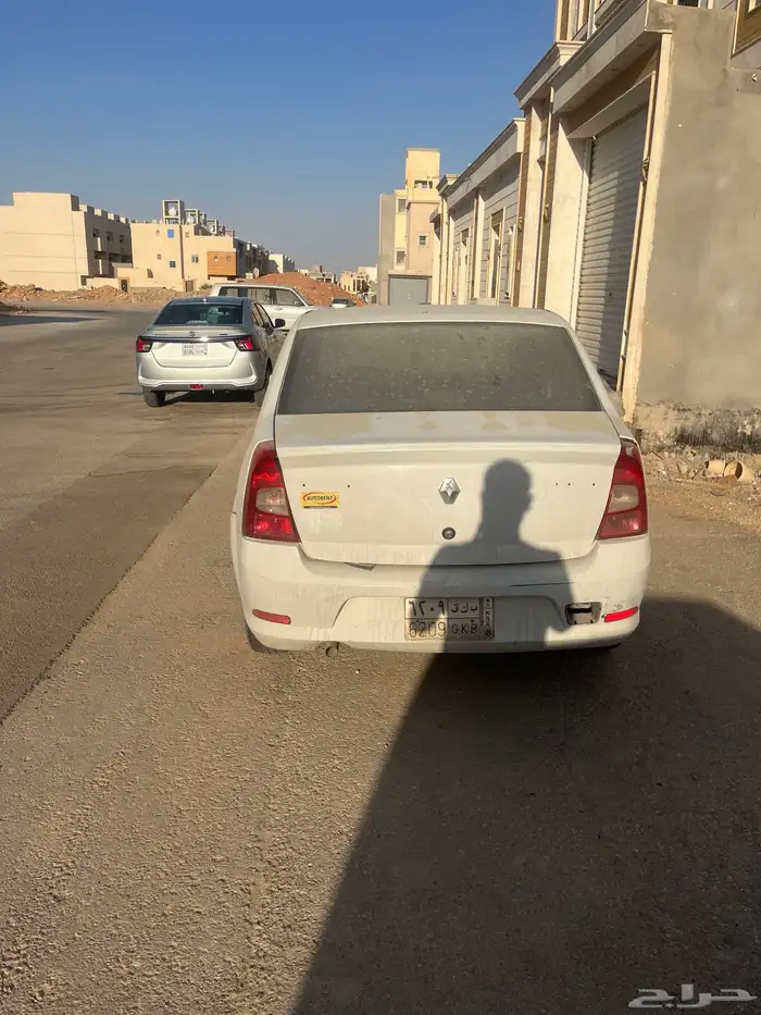 رينو لوقان موديل 2012 قير عادي 4