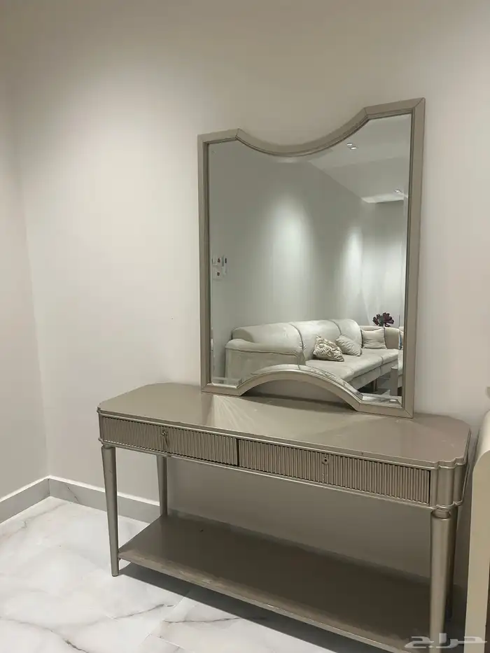 مدخل للبيع بحاله جيده ( واحد من العراوي مفكوكة ) 0