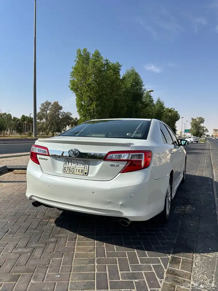 كامري فل كامل للبيع ماشيه 335 الف 5