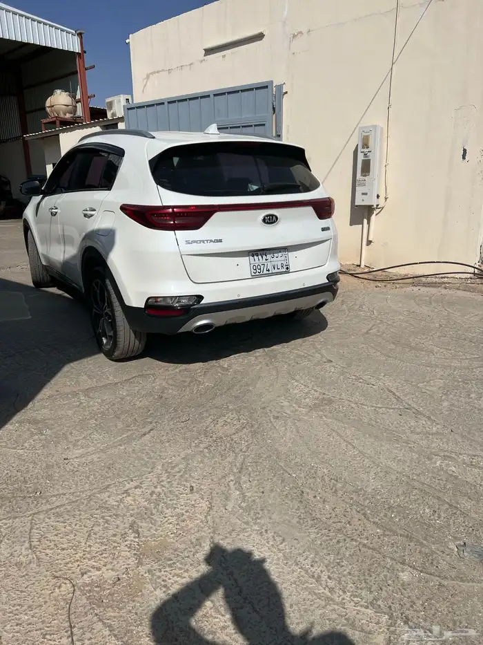 كيا سبورتاج 2020 ديزل مكينة الكبيرة 2000cc بلاك بيري 7