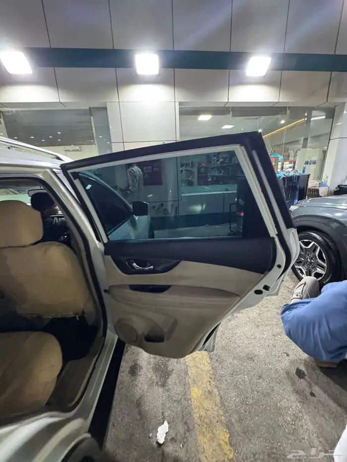 نيسان اكسترال 7