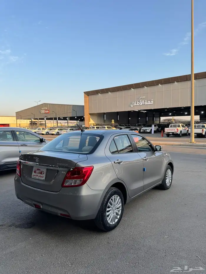 سوزوكي ديزير موديل 2023 عداد 26 الف فقط 3