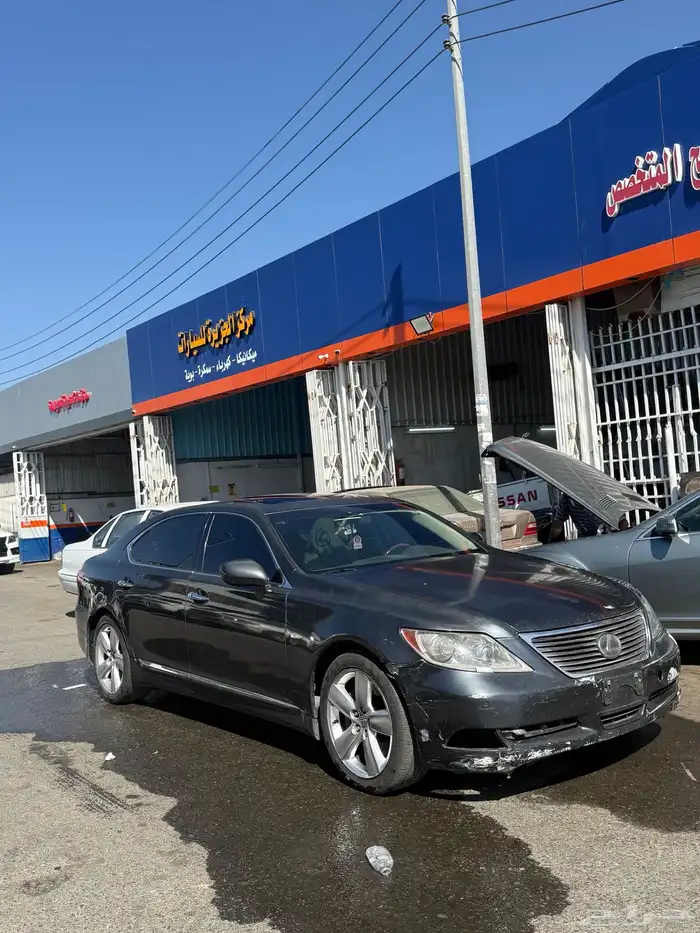 قطع غيار لكزس 460 LS 2007-2013 1