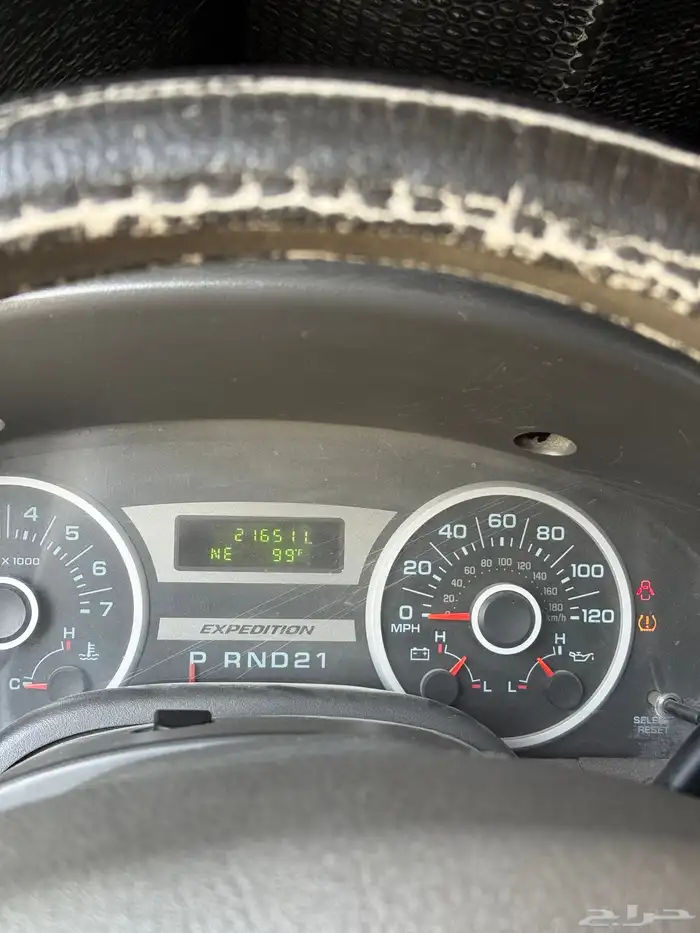 للبيع  سيارة أكسبدشن 2005 1