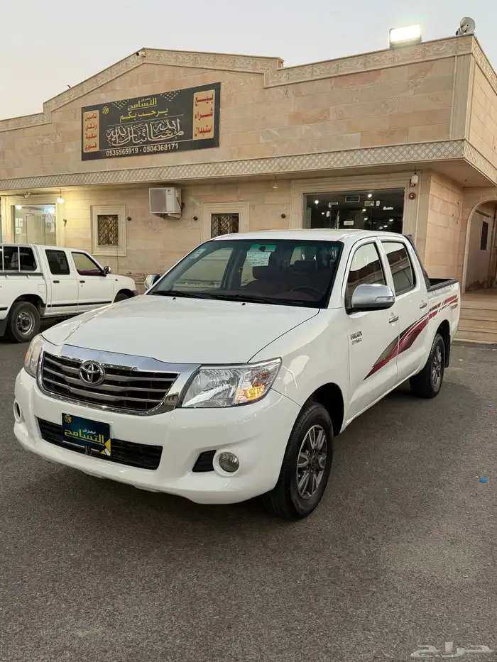 للبيع تويوتا هايلوكس 2012 فل كامل اتوماتيك 3