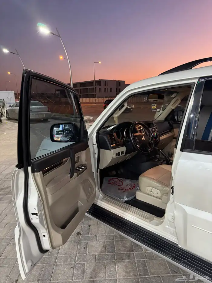 ميتسوبيشي 10