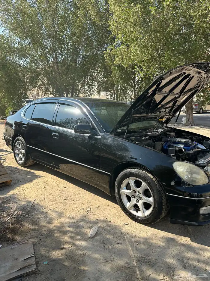 للبيع لكزس جي اس قير عادي تيربو 1