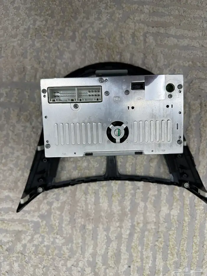 شاشه اكسنت وكاله 4