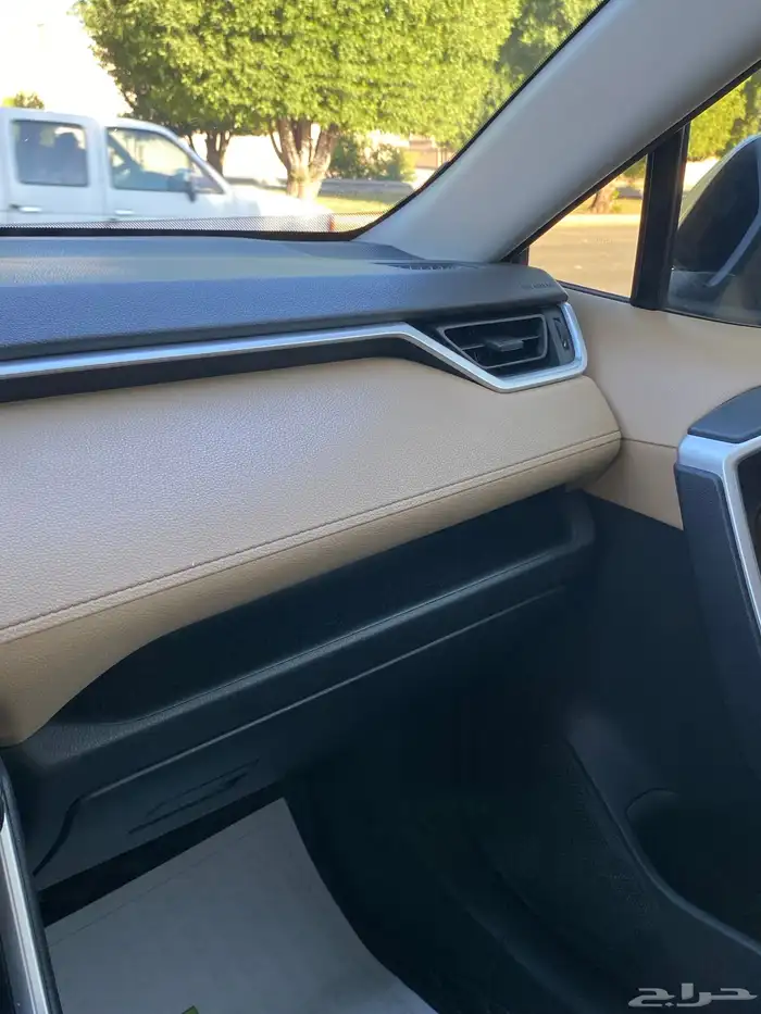 تم البيع الله يبارك للبايع والمشتري 57