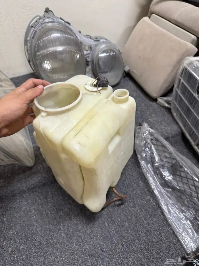 قطع مرسيدس 2002 و 2001 ابو عيون 12