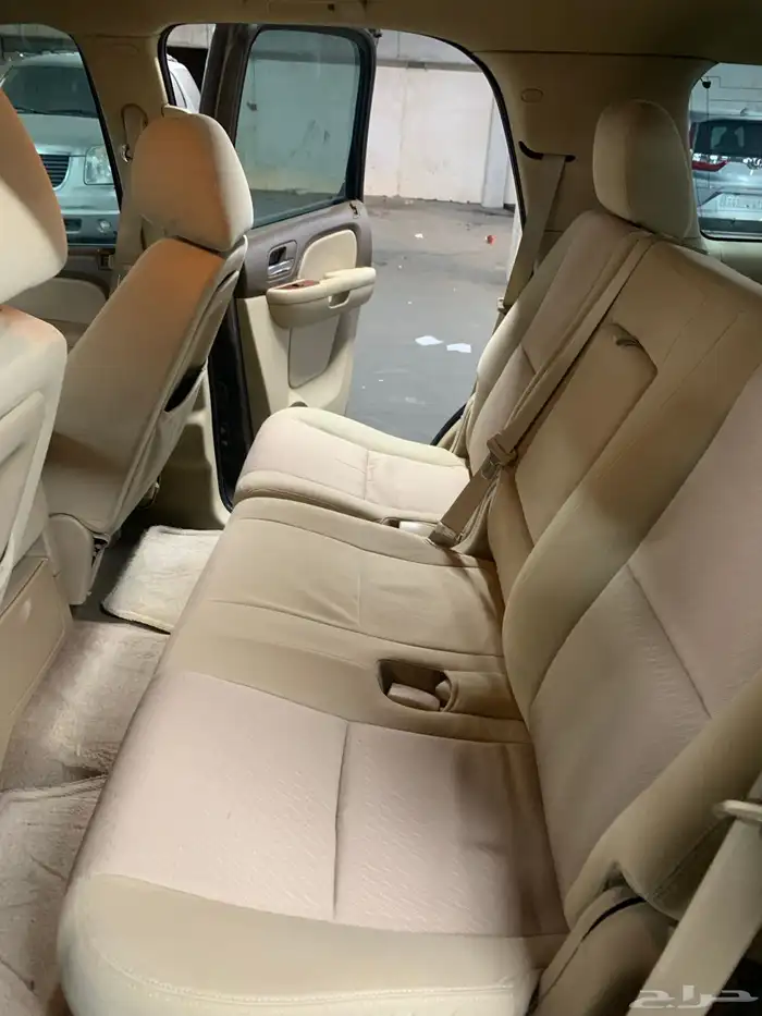 يوكن موديل 2011 7