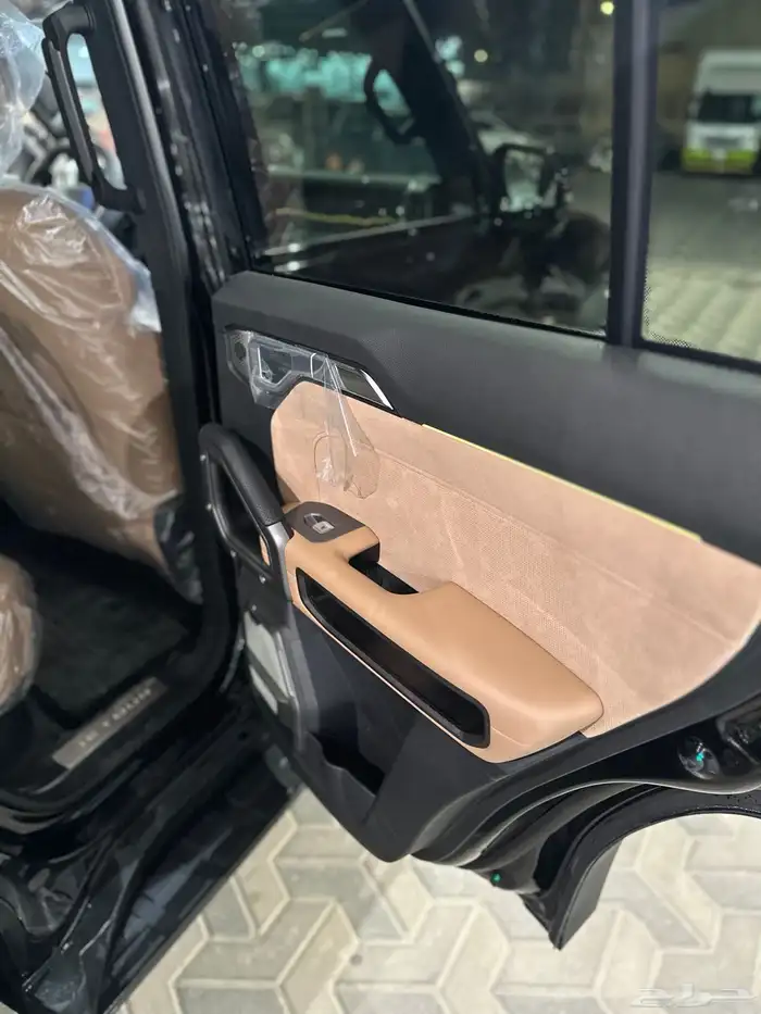 جيتور 2025 T2 لاكجري أسود 20