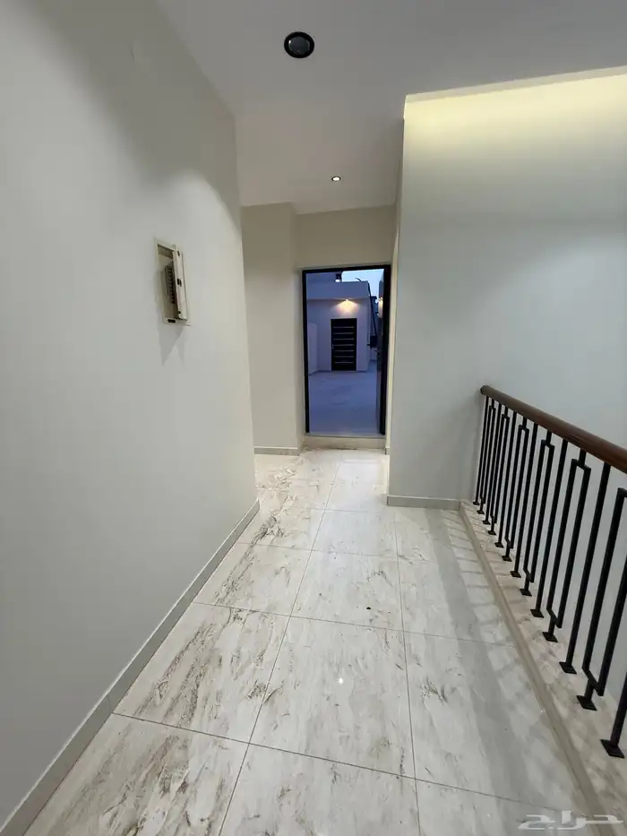 للبيع روف بملحق علوي دور تاني احد رفيده 750الف 22