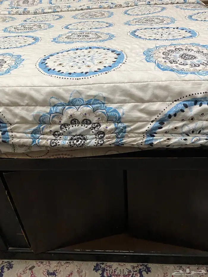 دولاب وسرير وتسريحه وكمودينه للبيع المستعجل 5