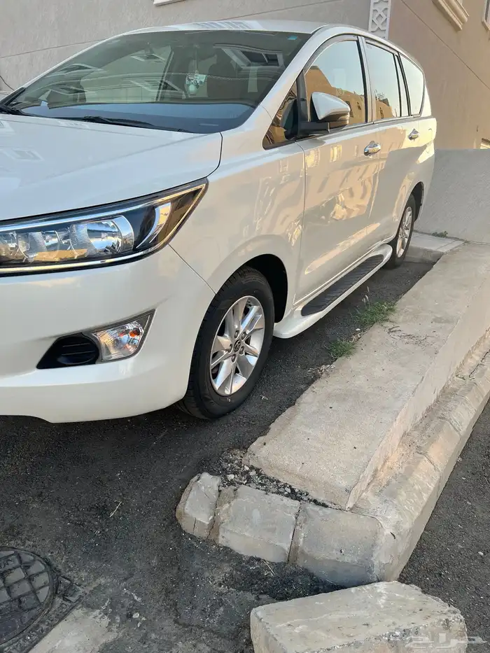 انوافا تويوتا وكالة 2022 1