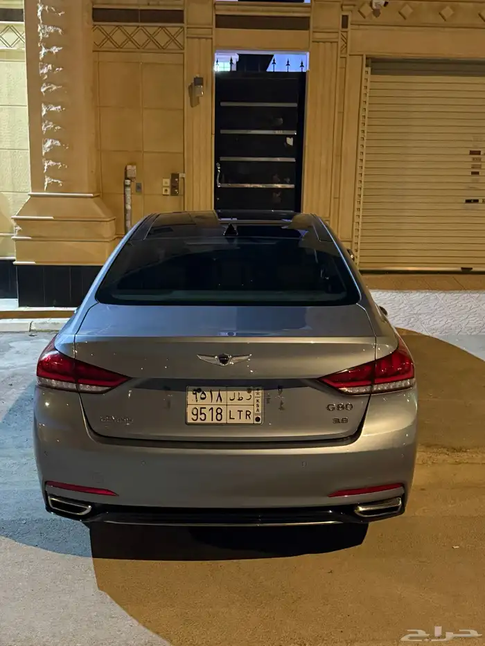 سيارة جنسس2017مسروق من الرياض حي المنصوره شارع معن بن زائدة 1