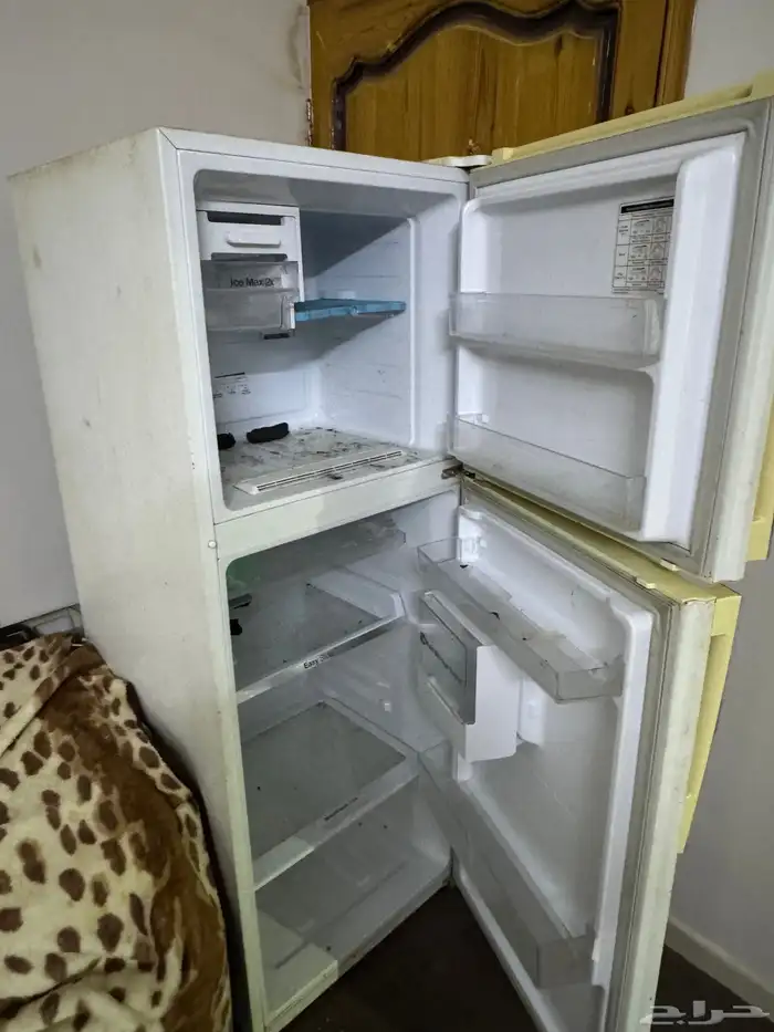 للبيع ثلاجه 2