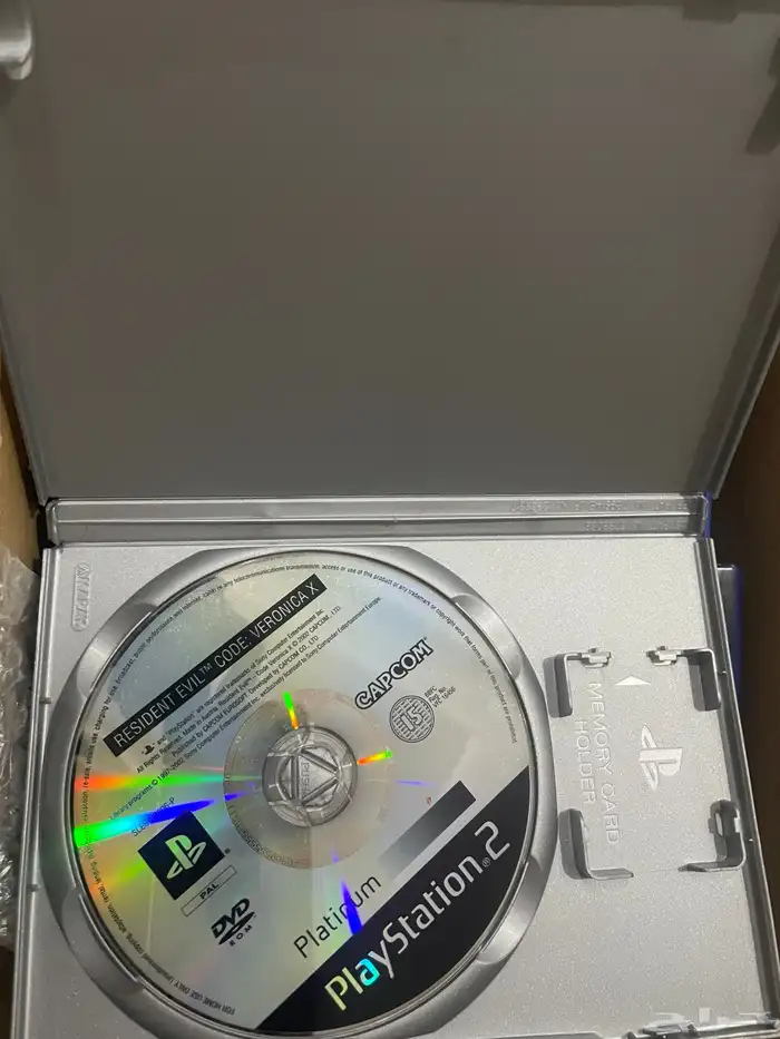 شريط بلاستيشن 2 أصلي   رزدينت أيفل كود فيرونك Resident Evi 1
