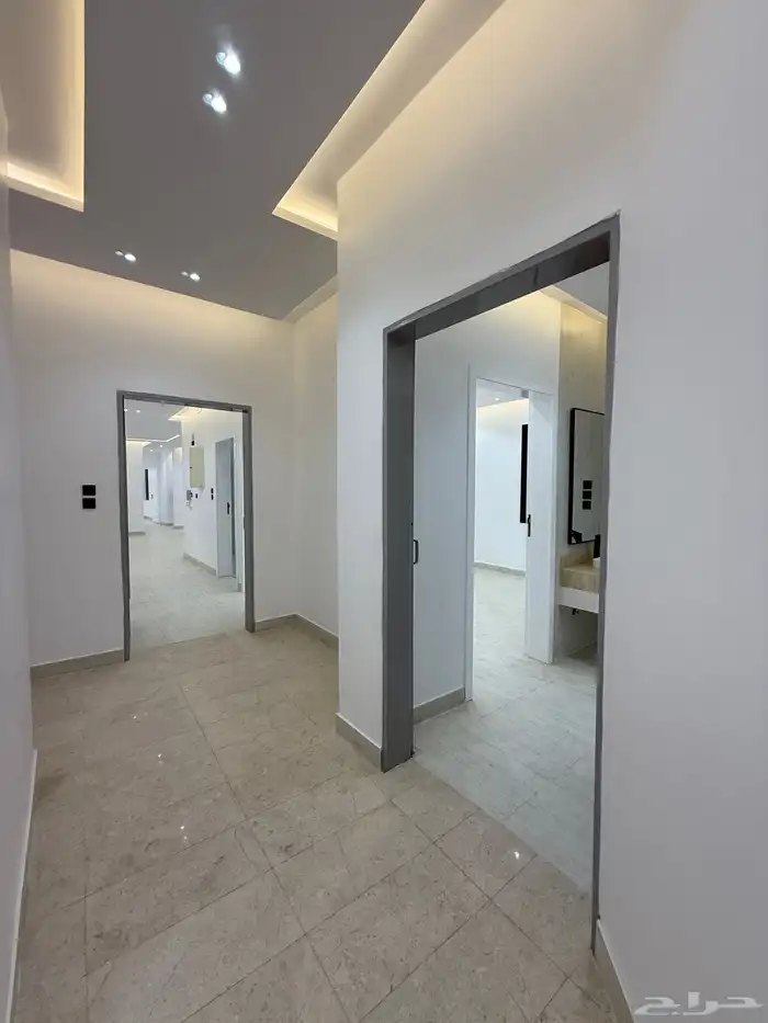 للبيع ارواف علويه وشقق ارضيه تشطيب VIP ف احد رفيده 23