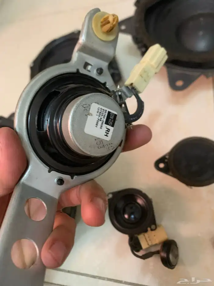 طقم سماعات لكزس es 2