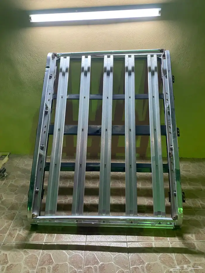 شد جيب صالون استيل نظيف وعلى الشرط 1