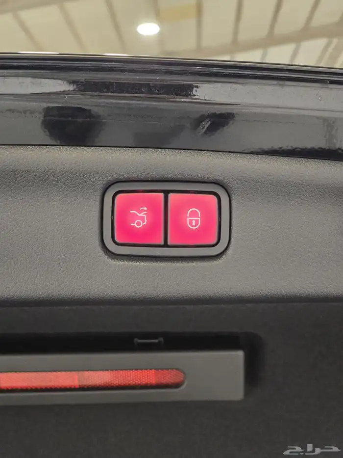 مرسيدس C300 موديل 2023 بحاله الوكاله 21