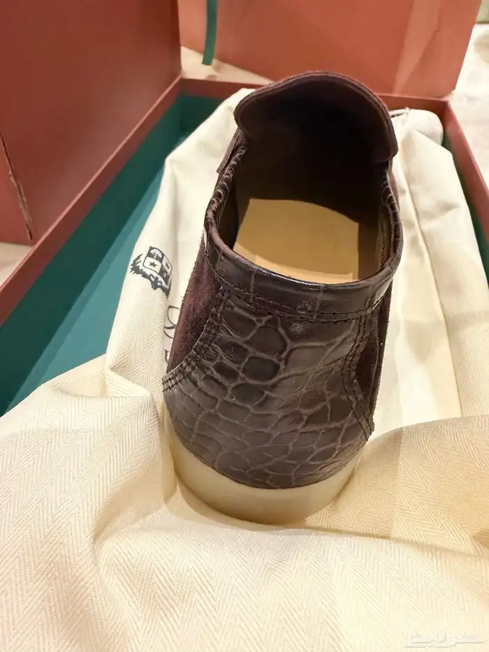 شوز لوربيانا لون عودي جديد 3