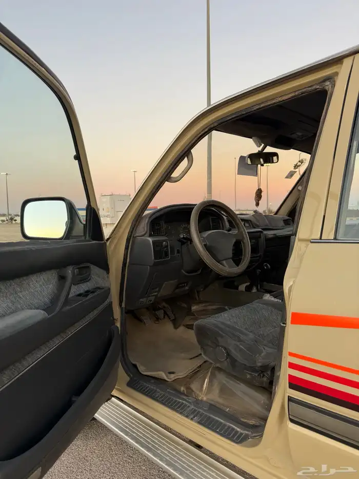 لاندكروزر vxr 1995 9