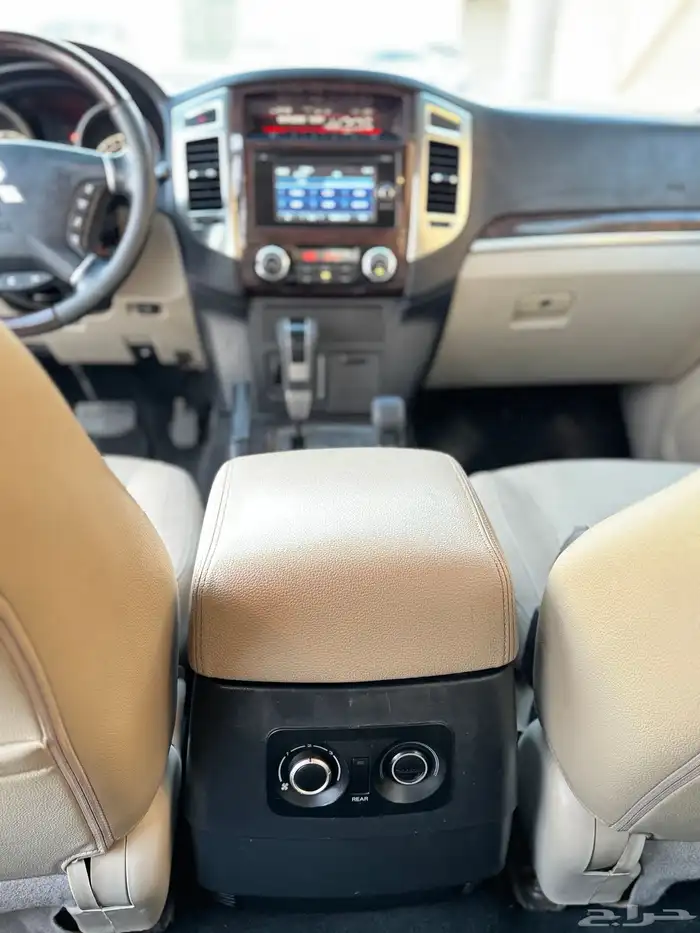 متسوبيشي باجيرو 2019 مالك واحد عداد قليل 19