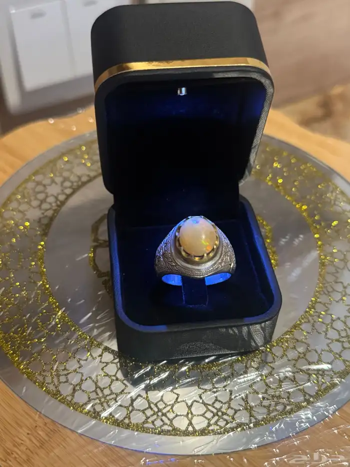 فضيات ومقتنيات 0