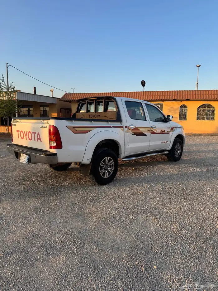 هايلوكس 2011 دبل سعودي فل كامل 3