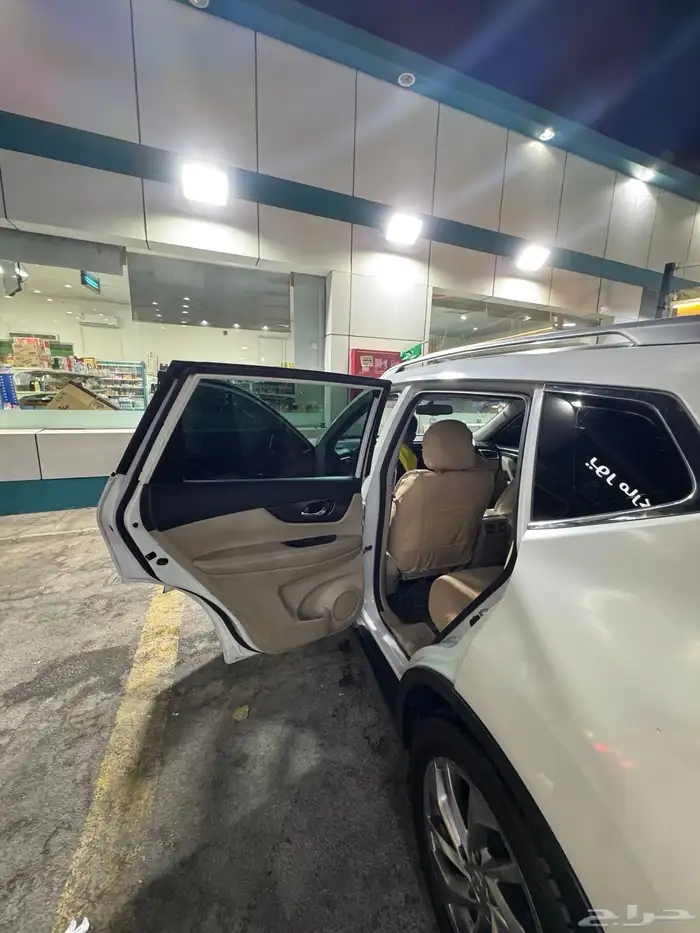 نيسان اكسترال 8