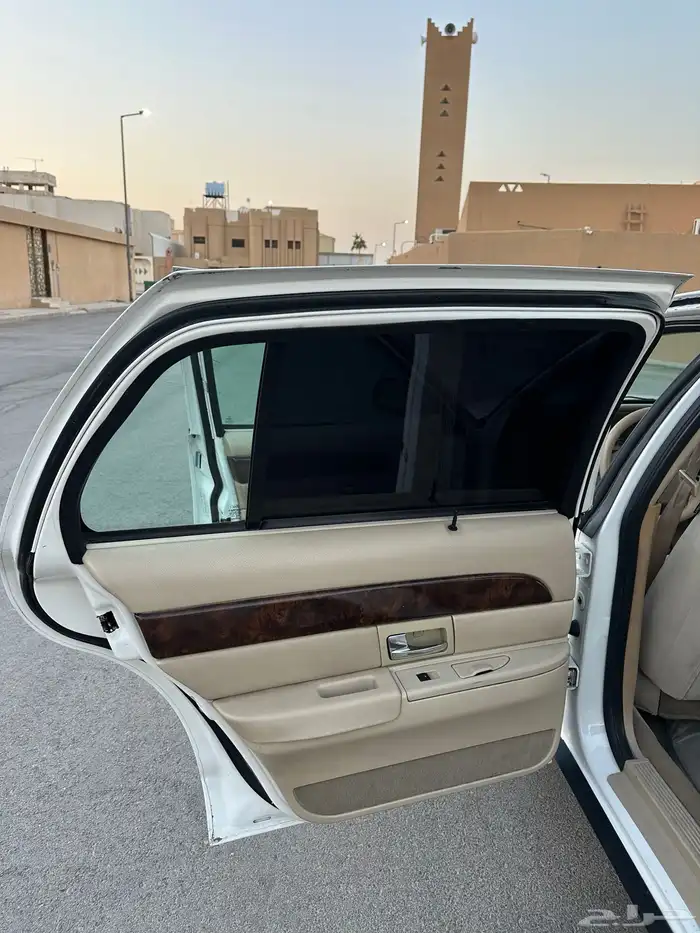 فورد جراند ماركيز 2010 قمة النظافة 14