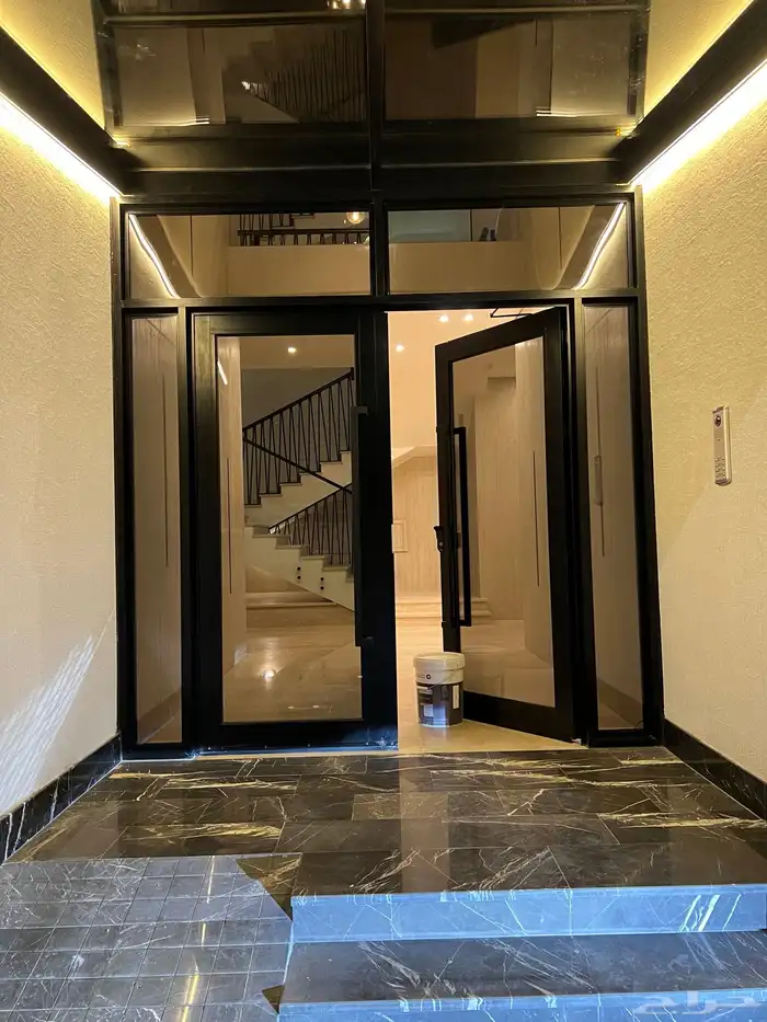 للبيع شقق فاخرة للغاية وجديدة بمخطط الملك فهد 0