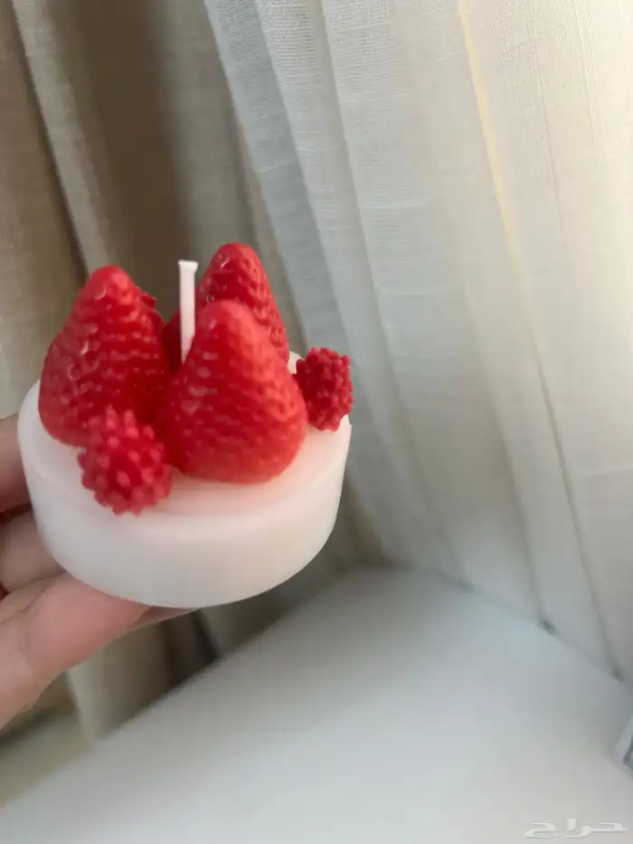 شمعة سبانش لاتيه الشتويه وشمعة الفراوله 5